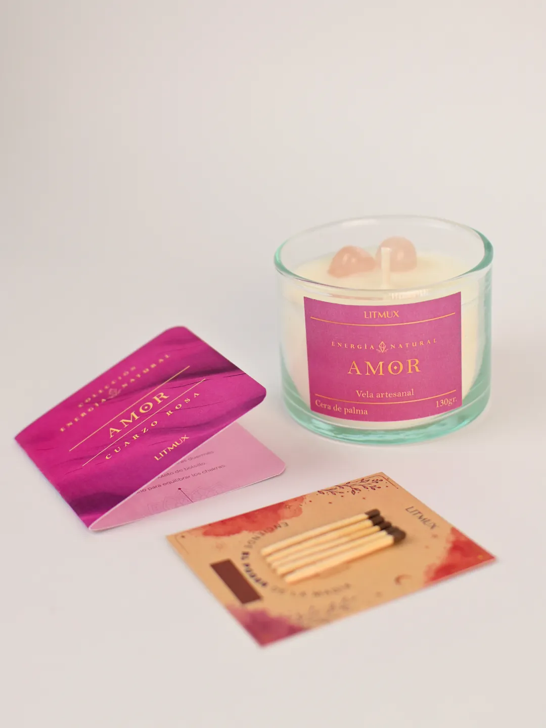 Vela Amor artesanal con cuarzo rosa y tarjeta ritual Litmux