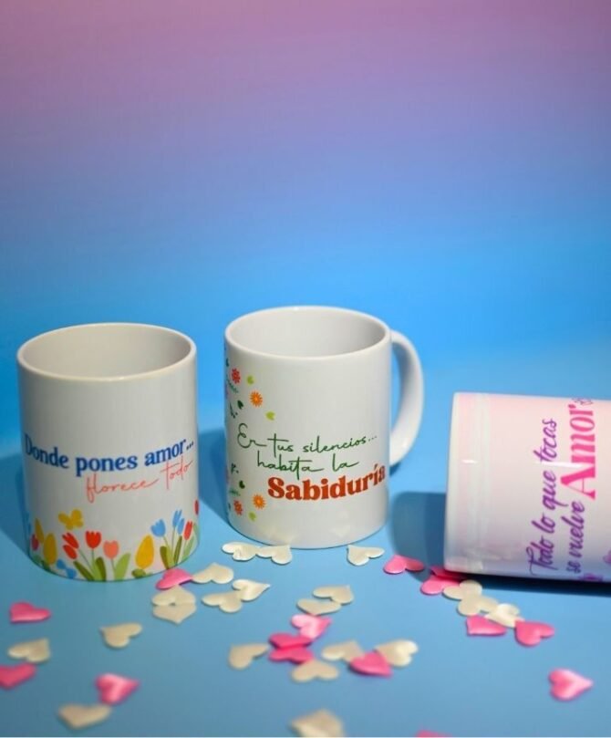 Mugs con frases inspiradoras para mamá.